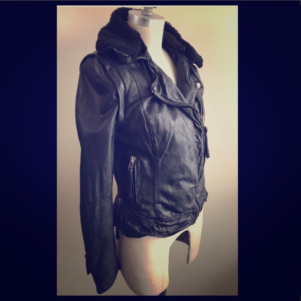 MUUBAA Leather Jacket with Detachable Sleeves 6